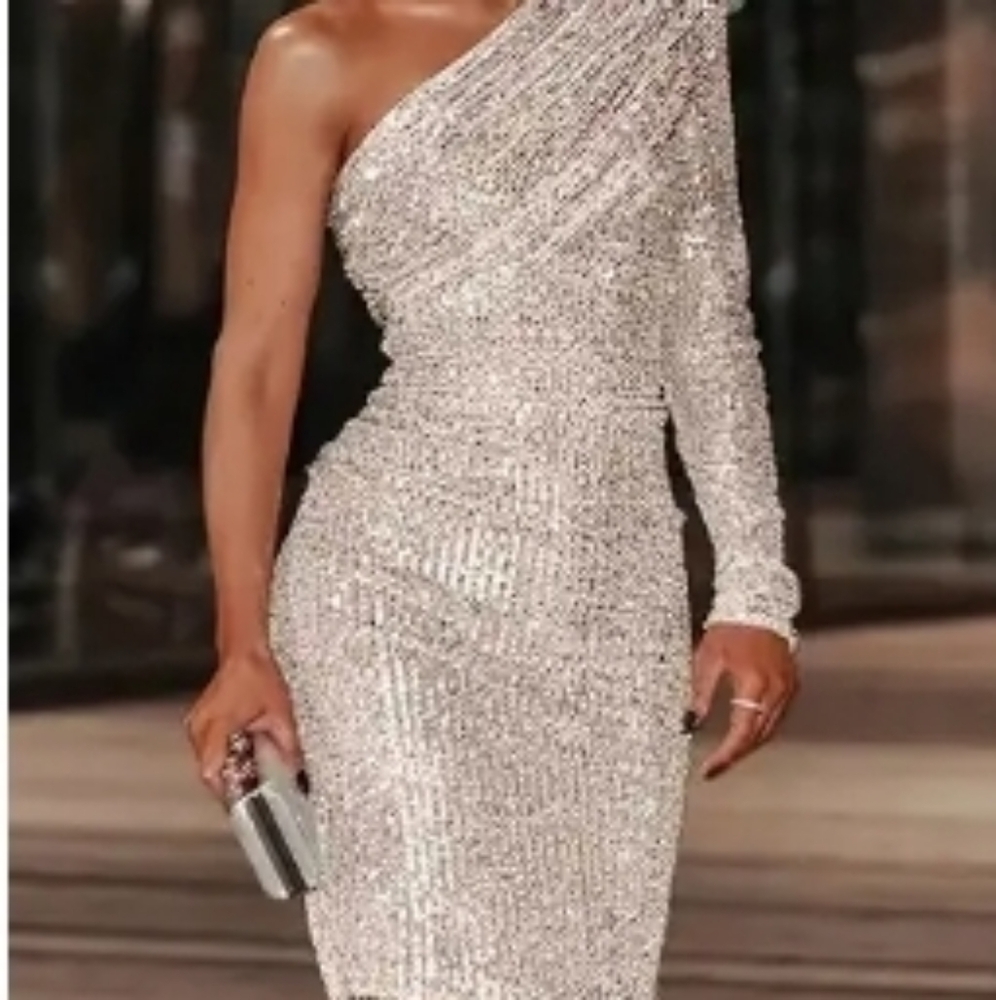 Chicmac silver sequins on a nude base Asymmetrical Dress